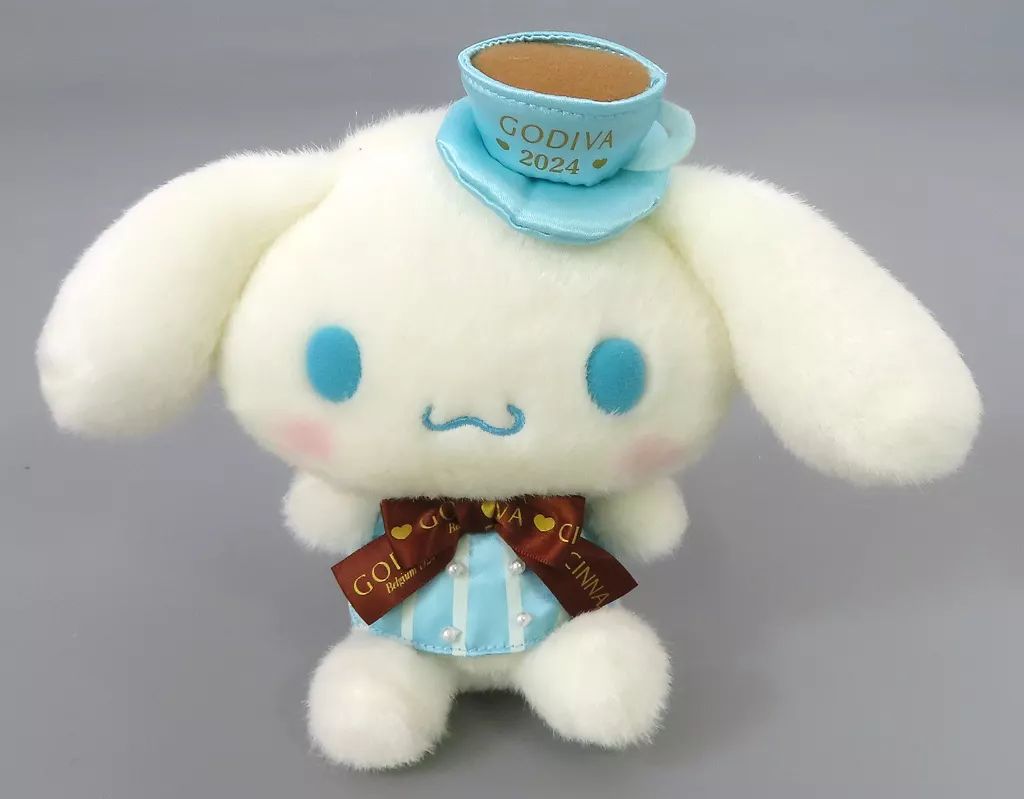GODIVA シナモロール ドール ぬいぐるみ 2024