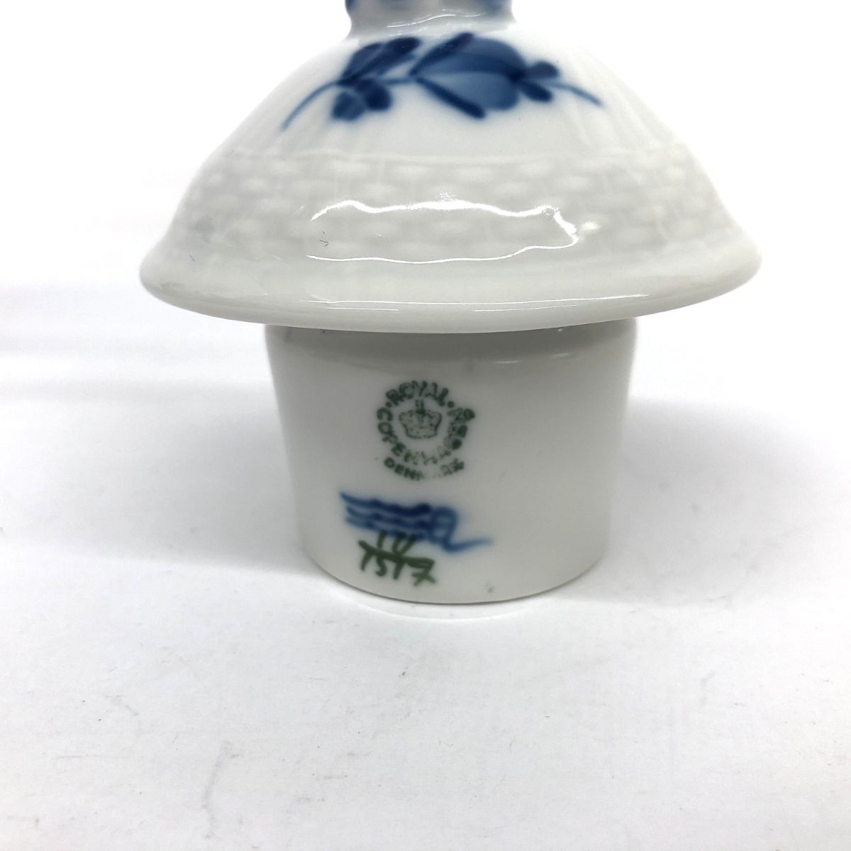 美品 ROYAL COPENHAGEN ロイヤルコペンハーゲン ブルーフラワーカーブ