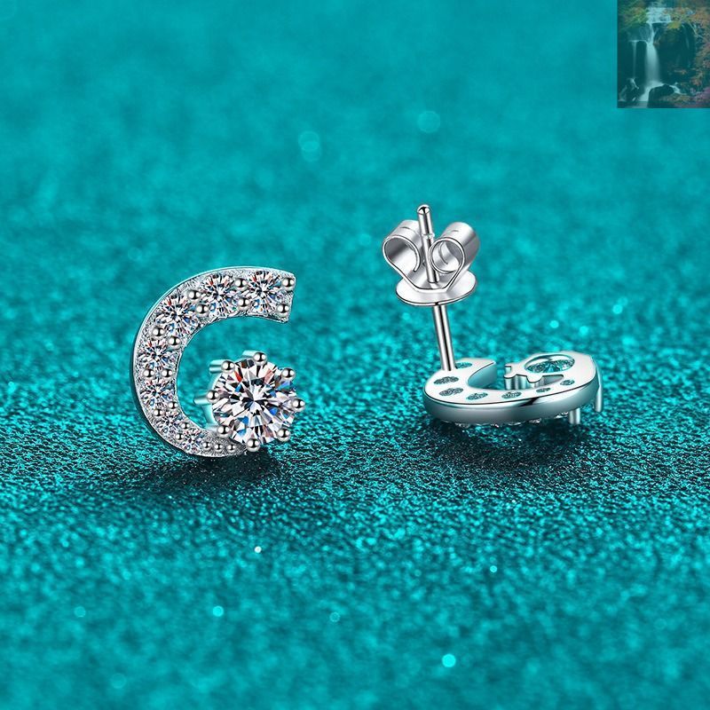 最高級モアッサナイト　モアサナイト　人工ダイヤモンド　ピアスバングル ピアス モアサナイト 0.5ct シルバー925 人工ダイヤモンド