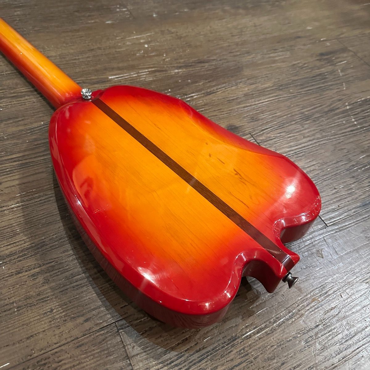 Apple Guitar