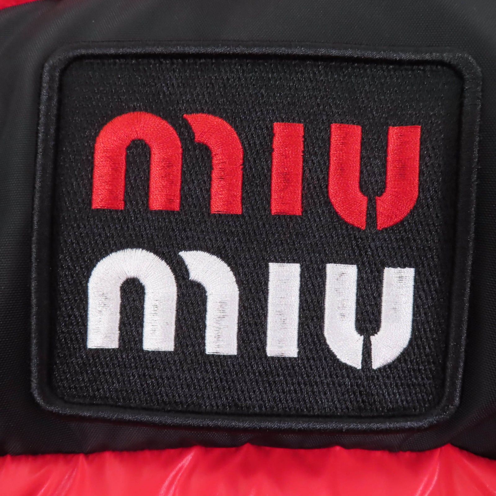 ミュウミュウ ダウン 超美品 miu ミュウミュウ ダウンジャケット MIU レディース ニット
