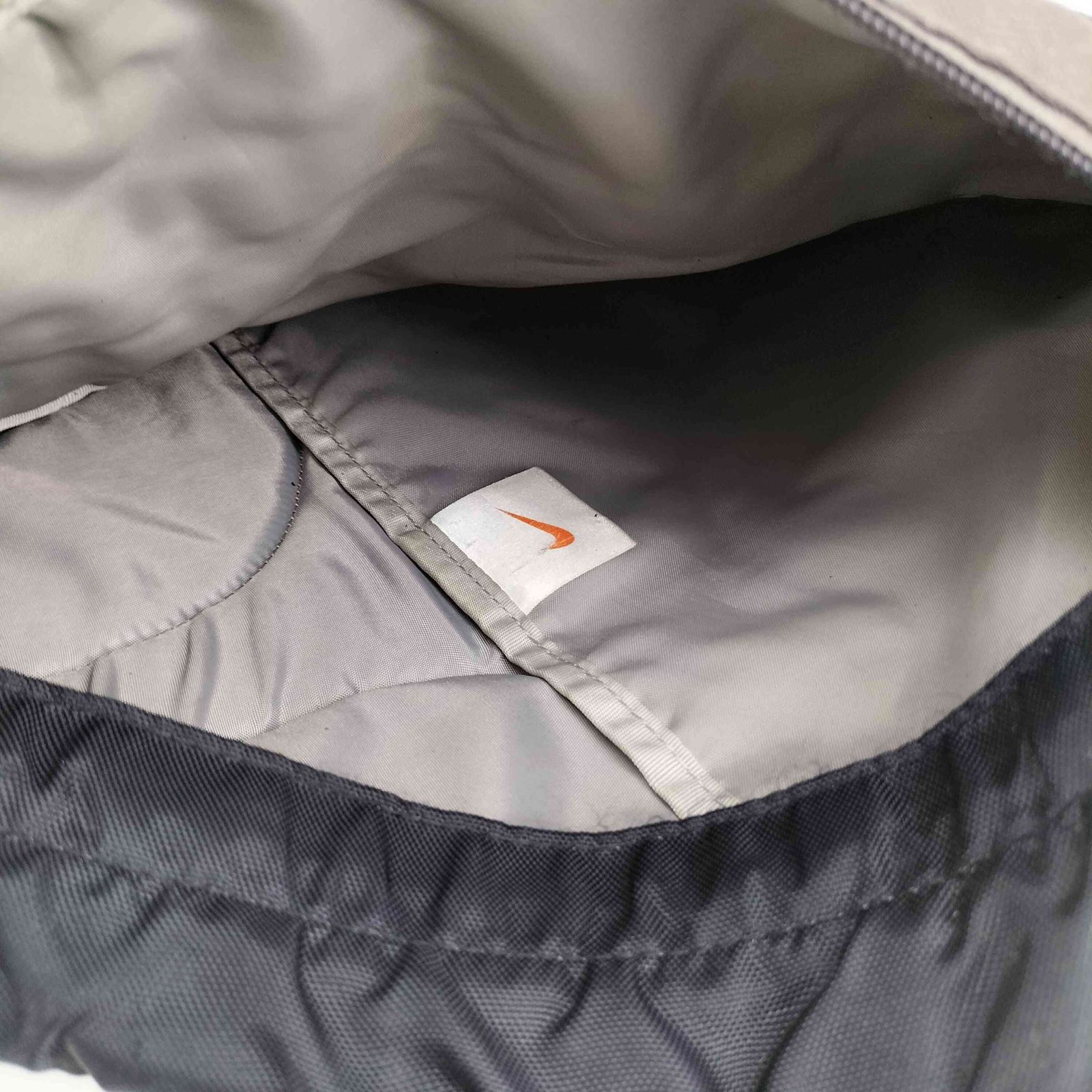バッグ 90s 00s NIKE slingbag y2k ナイキ NIKE 90S-00S スリングバッグ Y2K メンズ – ブランド古着