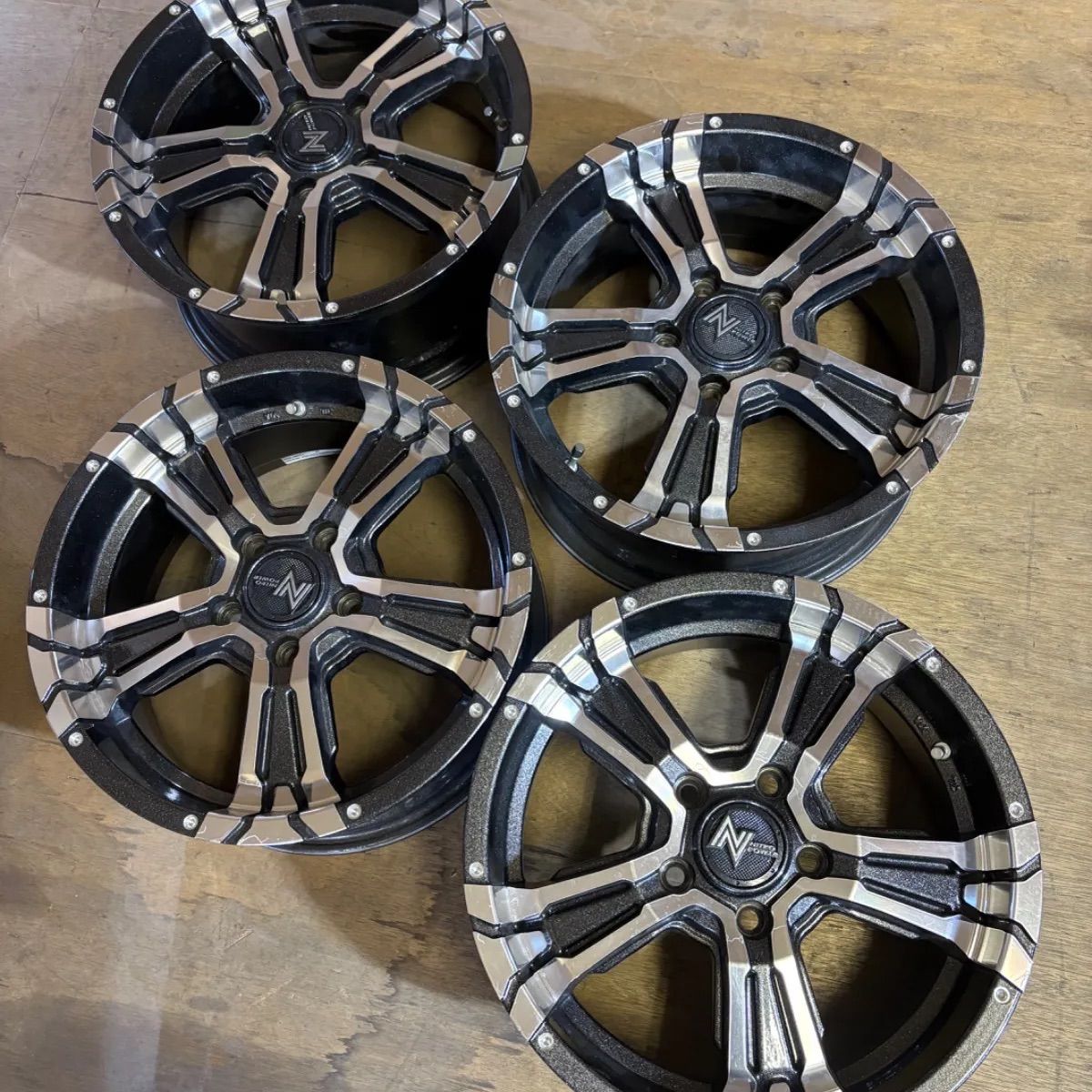 MIDホイール クロスクロー ナイトロパワー 中古品 16インチ 7J PCD114