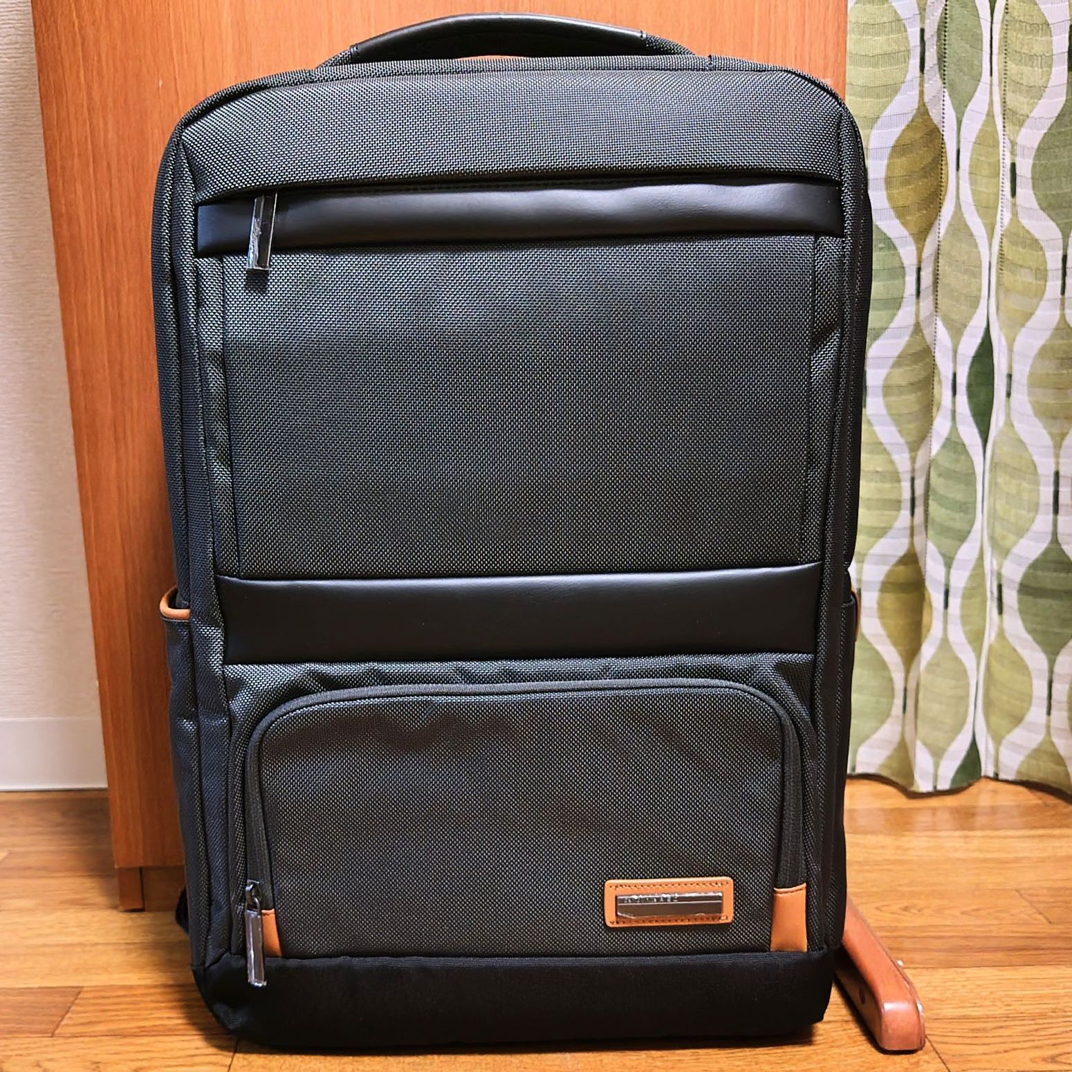 Samsonite RED サムソナイトレッド ビジネスリュック バックパック ダークグレー 軽量 メッシュ 未開封 タグ付 軽快 ダンディ  オシャレ（☆新品／未使用品☆） - メルカリ