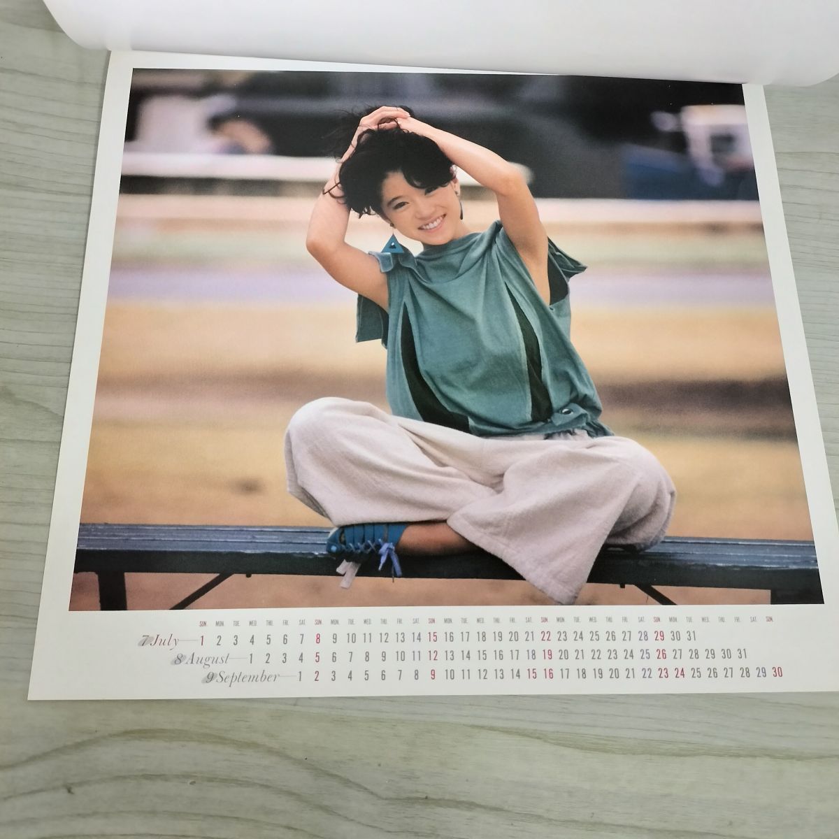 カレンダー 中森明菜 1984年 昭和59年 ワーナーパイオニア