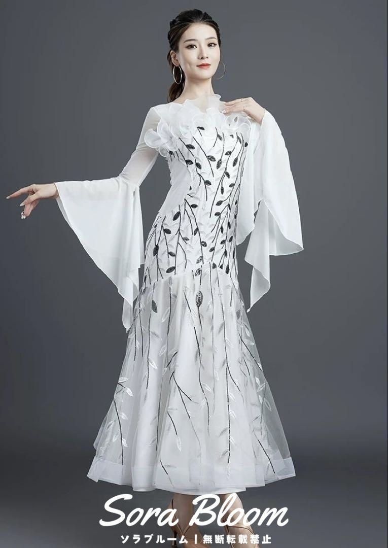 発表会・競技会向き✨スタンダードドレス　ブルー　Mサイズ 発表会・競技会向き✨スタンダードドレス ブルー Mサイズ