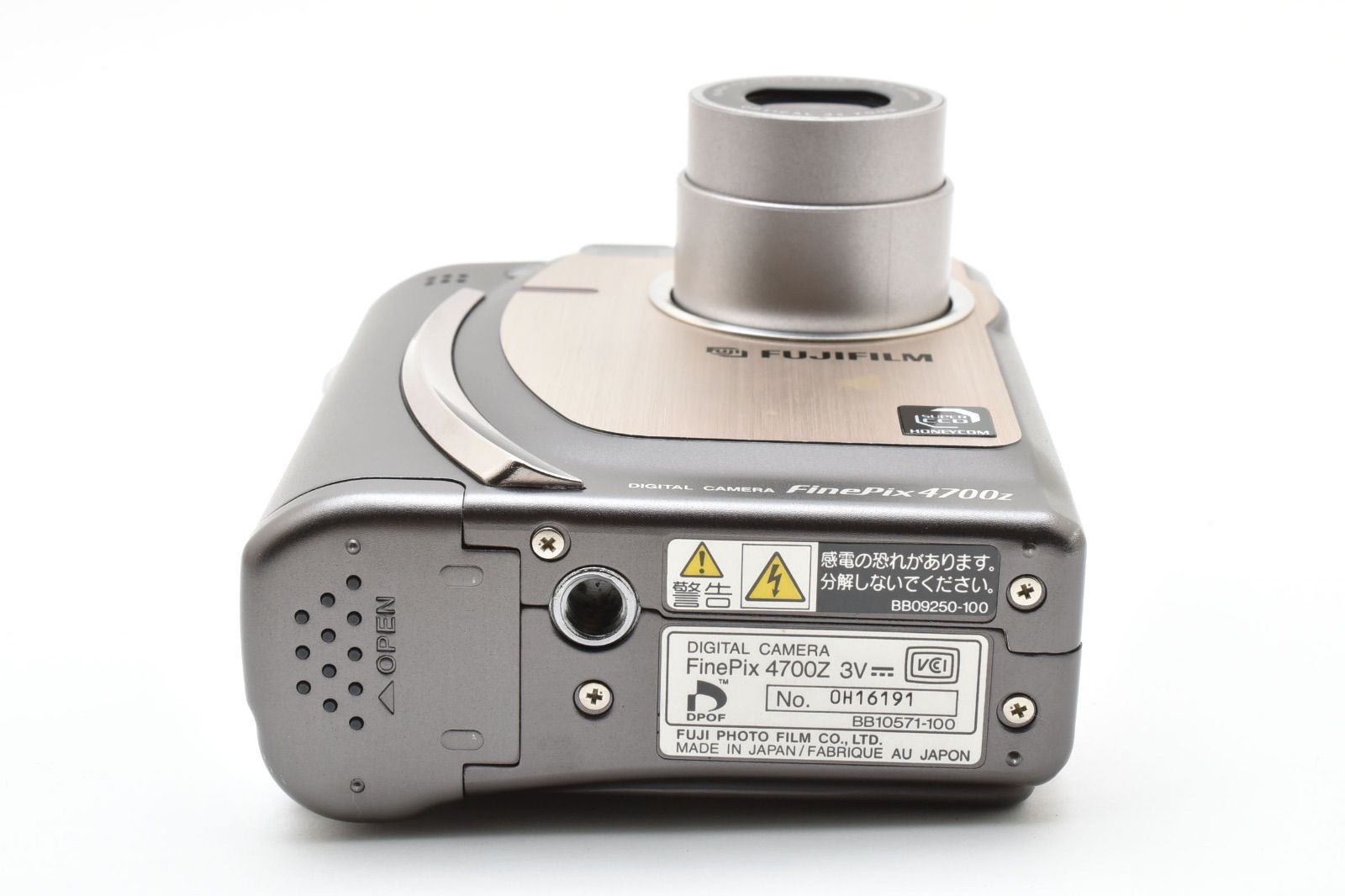 ✨️美品✨️FUJIFILM FINEPIX 4700 ZOOM デジカメ 中古美品】FUJIFILM FINEPIX 4700 ZOOM デジカメ