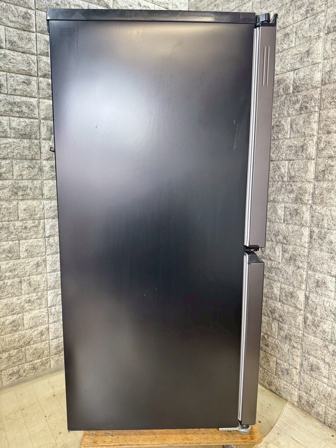 大阪送料無料☆3か月保障付き☆冷蔵庫☆シャープ☆2ドア☆2022年☆SJ