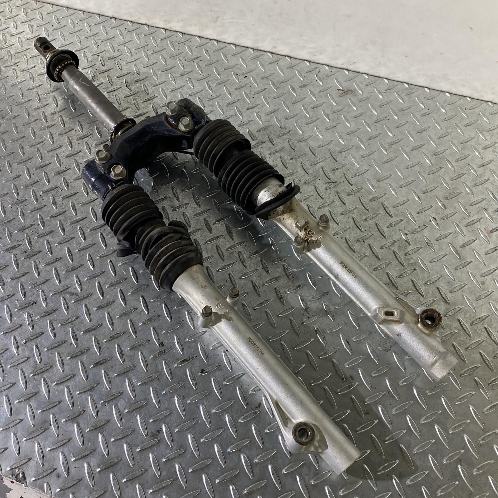 スーパーカブ110プロ（JA07）フロントフォーク / ステム ja07-3000xxスーパーカブPROのフロントフォークです。