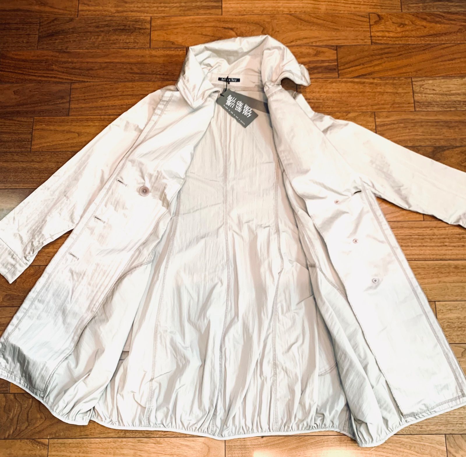 未使用】Bell chu Very ベルチュベリー コート 薄手 ベージュ系 - メルカリ 