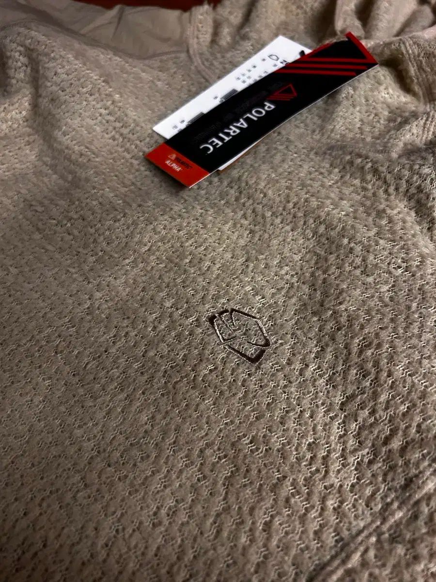 ゼログラム ポーラテック アルファ 90 フード Tシャツ L