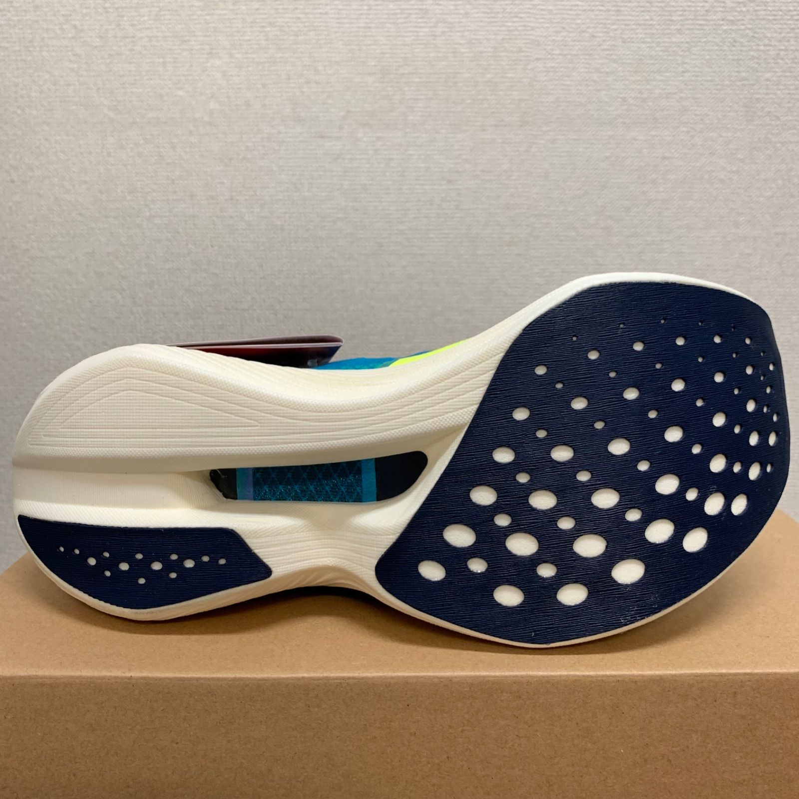 saucony エンドルフィン エリート サッカニー ELITE 日本未発売