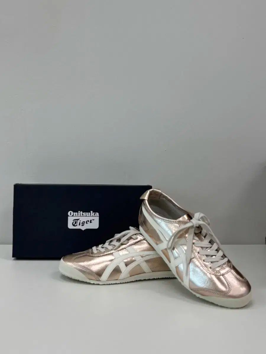 ジャパンストア onitsuka tiger(オニツカタイガー) メキシコ 66 ジャパンストア onitsuka tiger(オニツカタイガー) メキシコ 66
