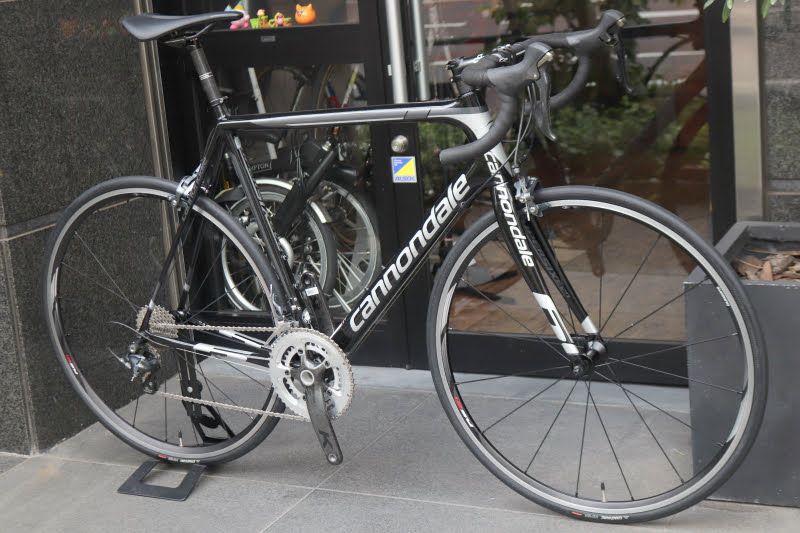 キャノンデール CANNONDALE スーパーシックス SUPERSIX EVO 3