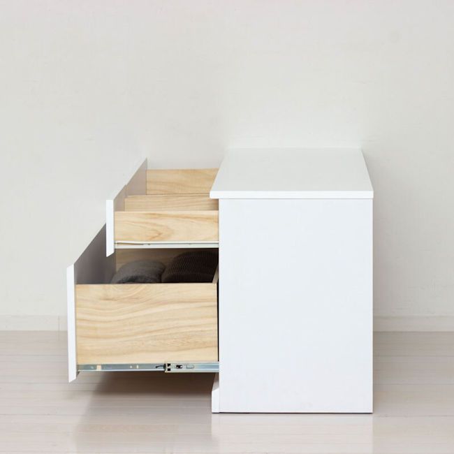 鏡面仕上げ スリム３杯引き出しローチェスト 完成品 タンス チェスト（331） 鏡面仕上げ スリム3杯引き出しローチェスト 衣類収納 完成品