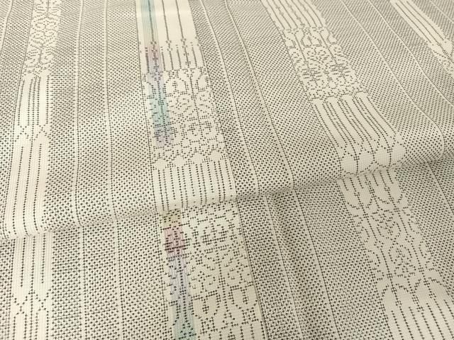 平和屋着物○都喜ヱ門 本場大島紬 白大島 カタス7マルキ 藤白泥 清遊