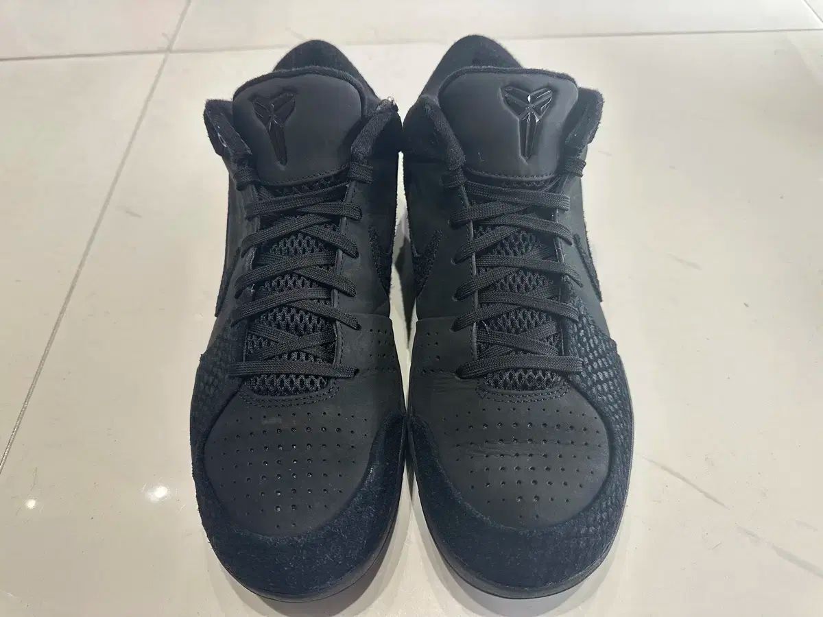 【雷市場（ポンジャン）商品韓国直送】 NIKE(ナイキ) コービー 4 マンバの贈り物 280