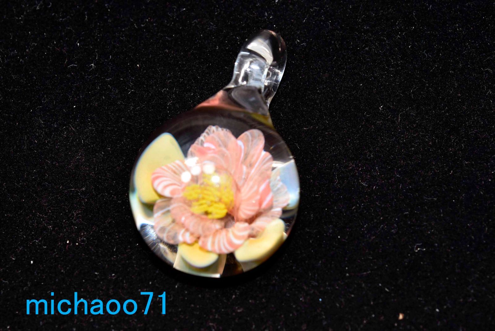 フラワー ガラスのペンダントトップ (12099-P21)GLASS FLOWER 透き通っ