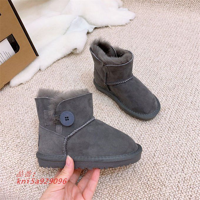 ムートンブーツ