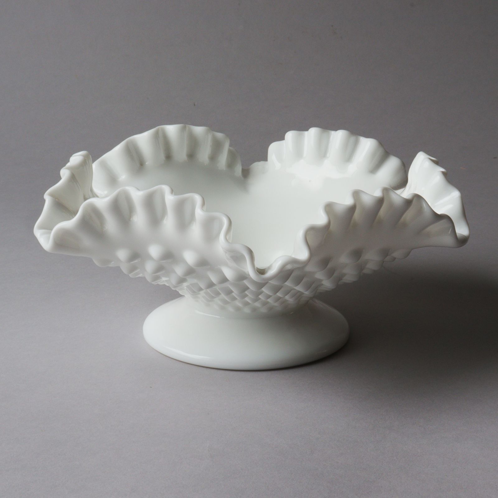 Fenton ホブネイルミルクガラスボウル U.S.A.ビンテージガラス