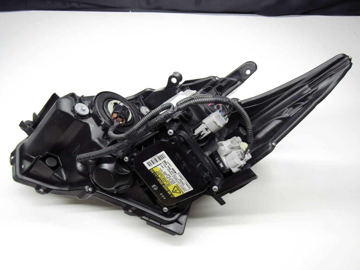 トヨタ 30 プリウス G's 後期 純正 左右 HID ヘッドライト ZVW30