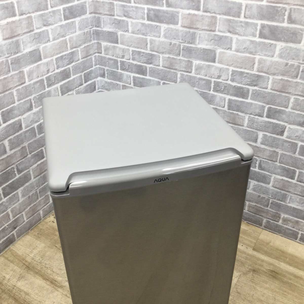 アクア 右開き冷蔵庫 AQR-8K 75L 2023年製 中古