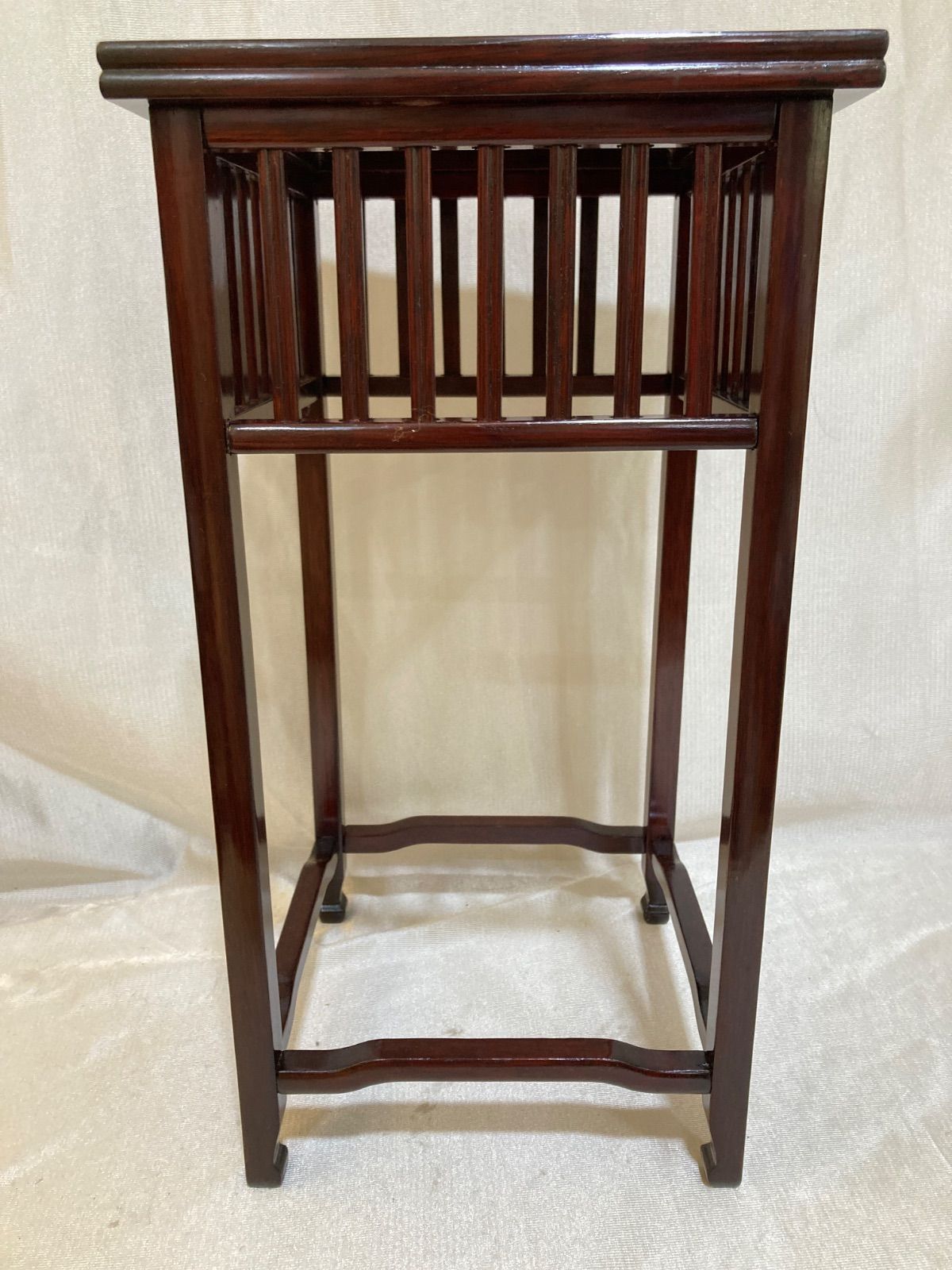 花台 盆栽用 ストア 飾り棚 置き台 フラワースタンド屋内 鉄製花棚