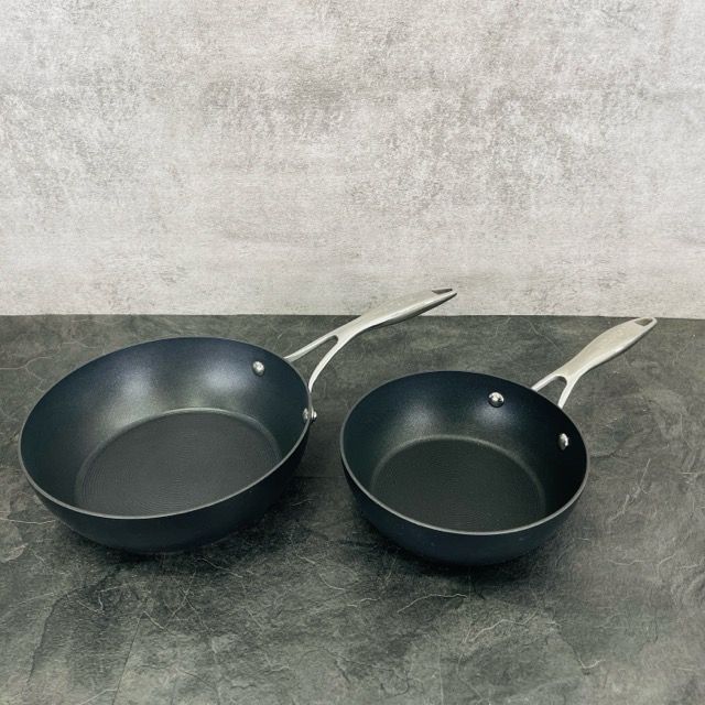 MEYER Circulon フライパン 2点セット 20cm 24cm 調理器具 マイヤー ササーキュロン|512575