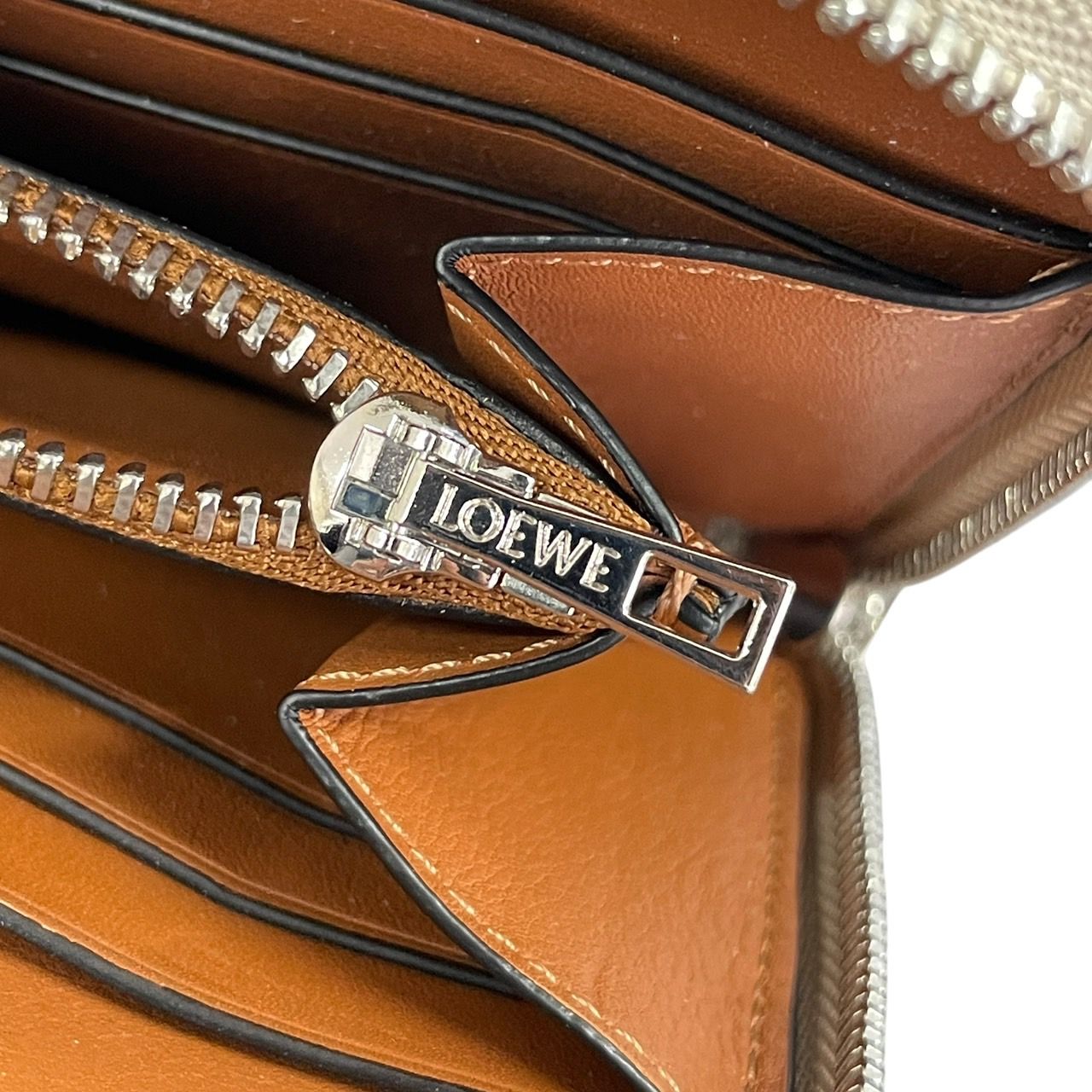 LOEWE】ロエベ ジップアラウンドウォレット 長財布 レディース 