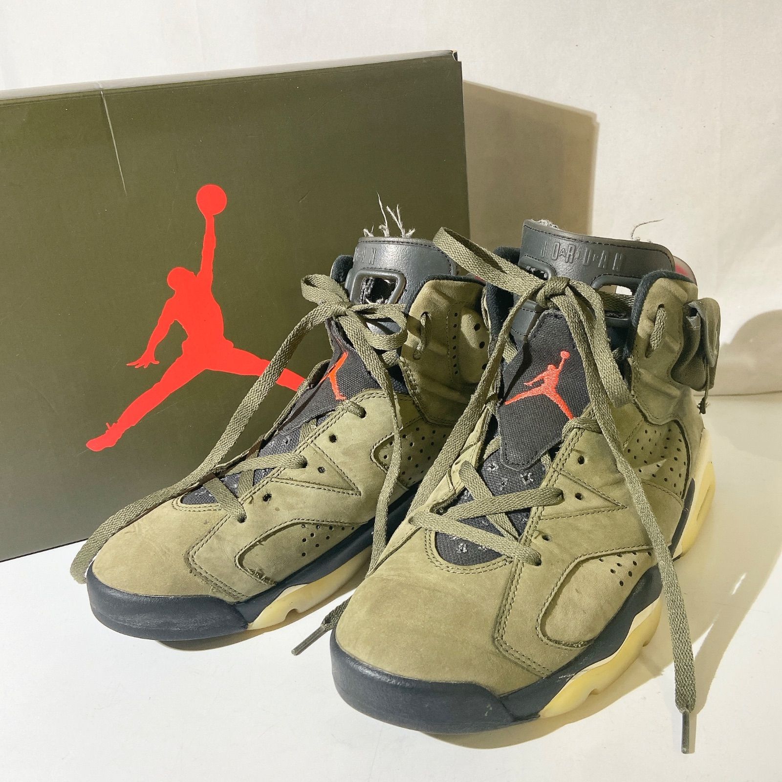 ナイキ NIKE × トラヴィス スコット TravisScott 【 AIR JORDAN 6 RETRO 珍し Medium Olive  CN1084 200 】 エア