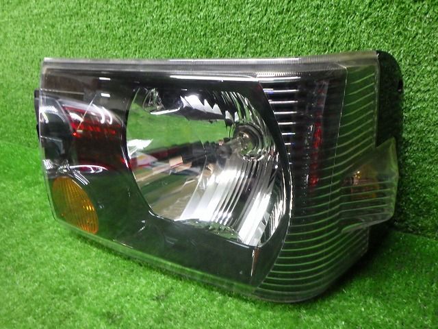 u62系ミニキャブ ライトグリルセット Car Car / Motorcycle / Bicycle