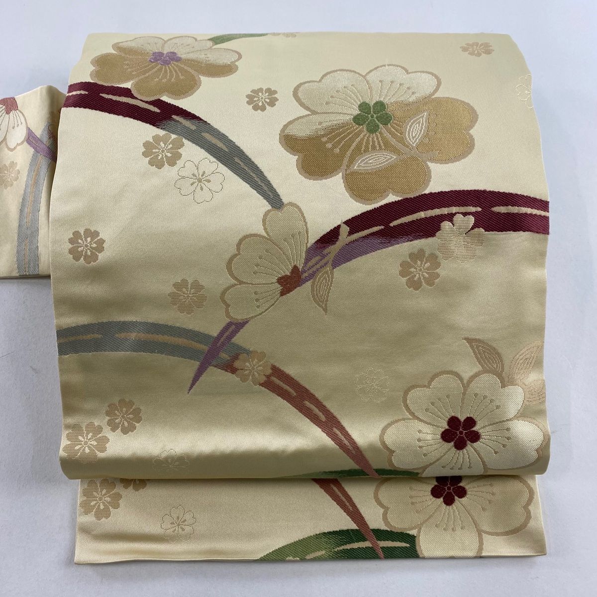名古屋帯 秀品 草花 芝 ベージュ 正絹