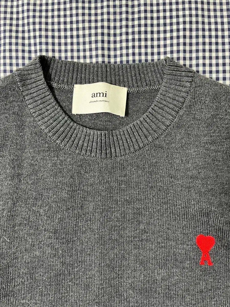 アミ スモール ハート ロゴ ニット グレー S