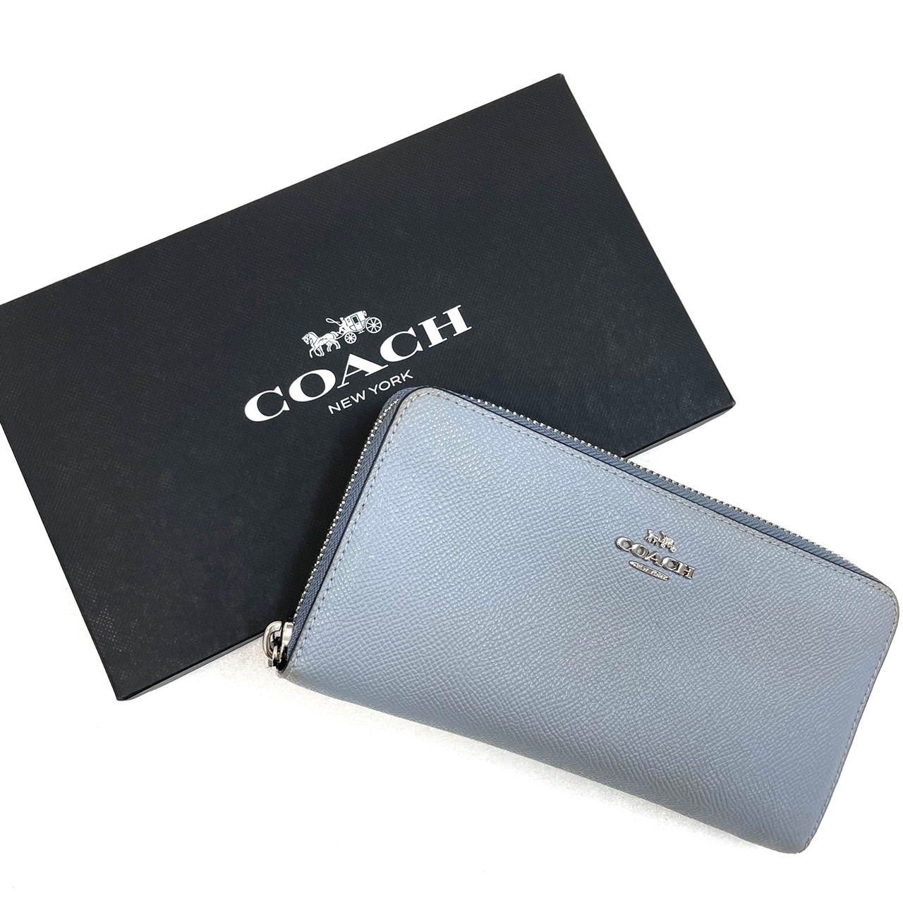COACH コーチ 長財布ラウンドジップ ブルー系 57713 メルカリ