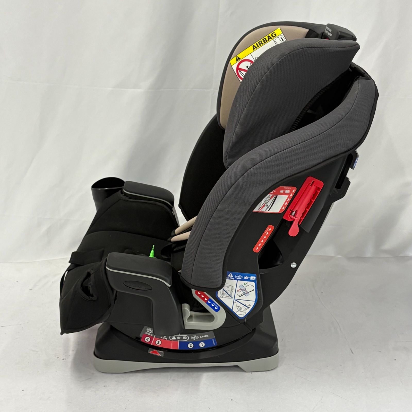 GRACO グレコ ジュニアシート 黒　アップリカ2個セット 肩ベルト Amazon | GRACO(グレコ) ジュニアシート ブースターシート