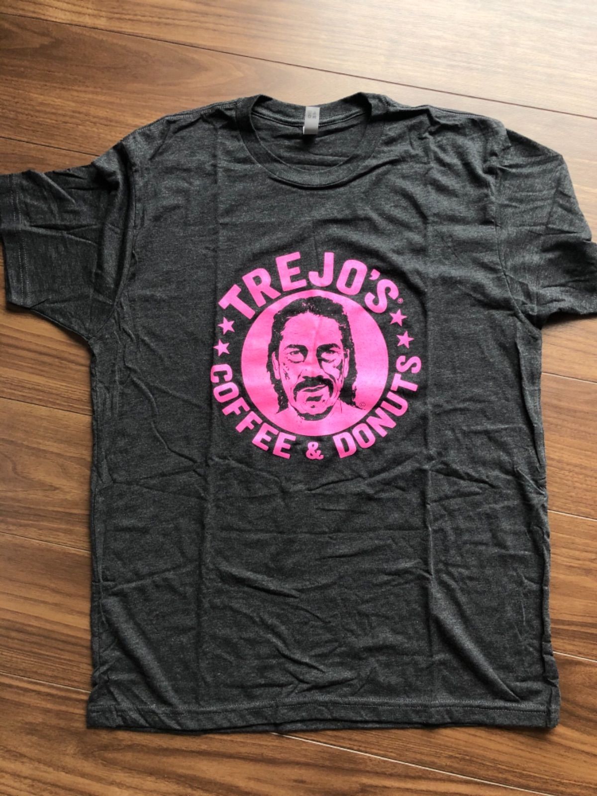 トレホコーヒー＆ドーナッツ Tシャツ マチェーテ ダニートレホ - メルカリ