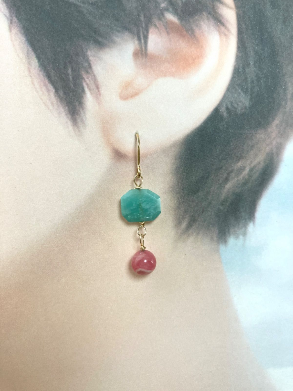 ATHENA 'Tetra'スクエア フープ＆ジェムストーンチャームピアス
