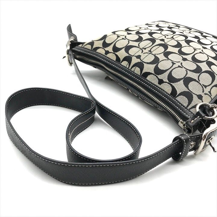 美品 COACH コーチ シグネチャー キャンバス レザー フリンジ  