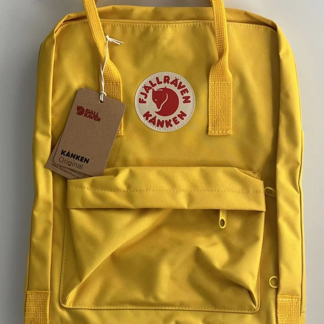 新品 未使用 Fjallraven Kanken フェールラーベンカンケン 16L 色の選択が多い