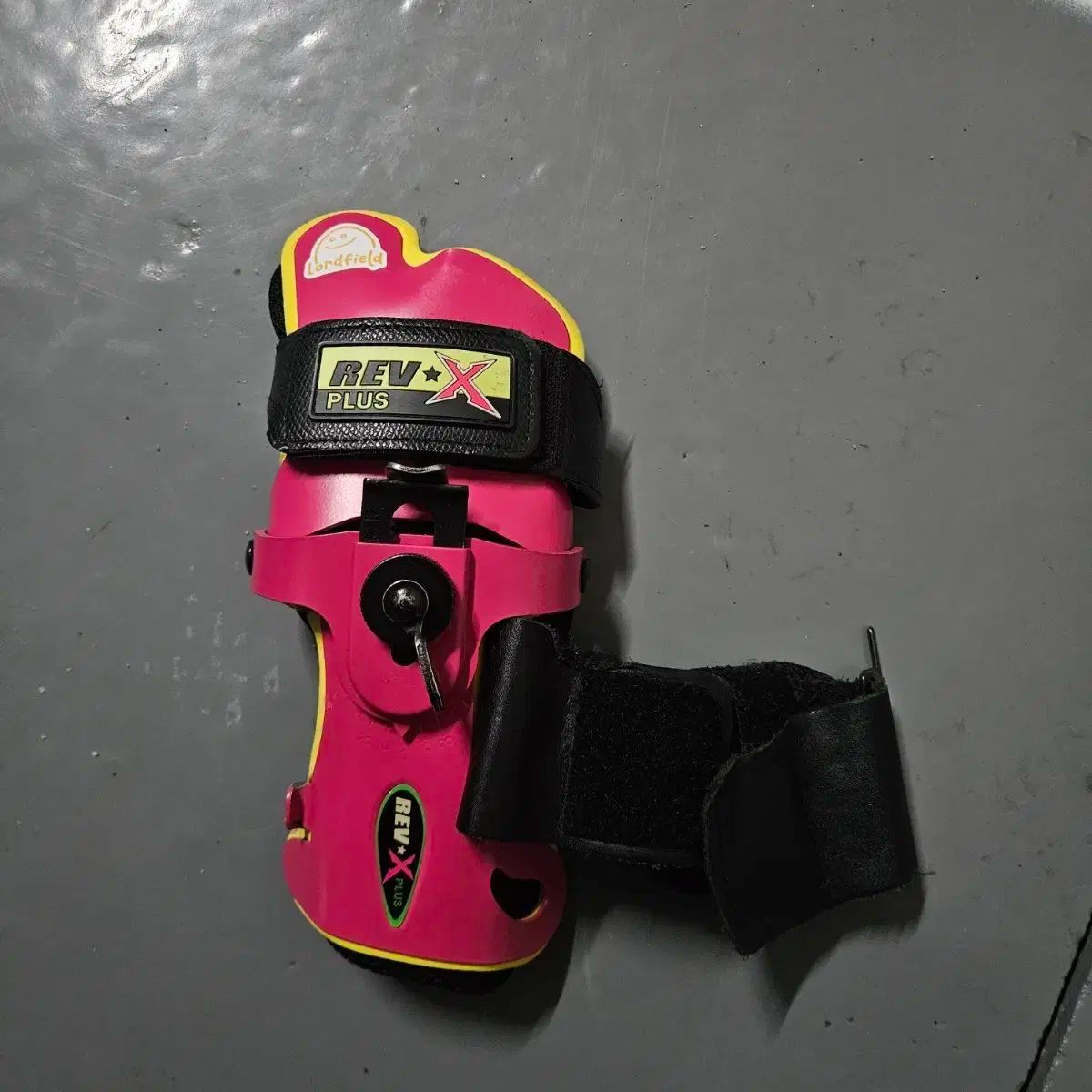 レブエクスボーリングサポーター sサイズ