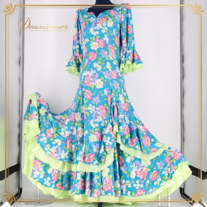 フラメンコ 衣装 ワンピース ドレス 水色 青 緑 花柄 光沢 黄緑 ダンス パーティ 発表会 舞台 ブルー系 グリーン系 フラワープリント おしゃれ 可愛い 踊り コスチューム ボランテ ステージ衣装 エレガント レディース ワンピースドレス ドレスアップ