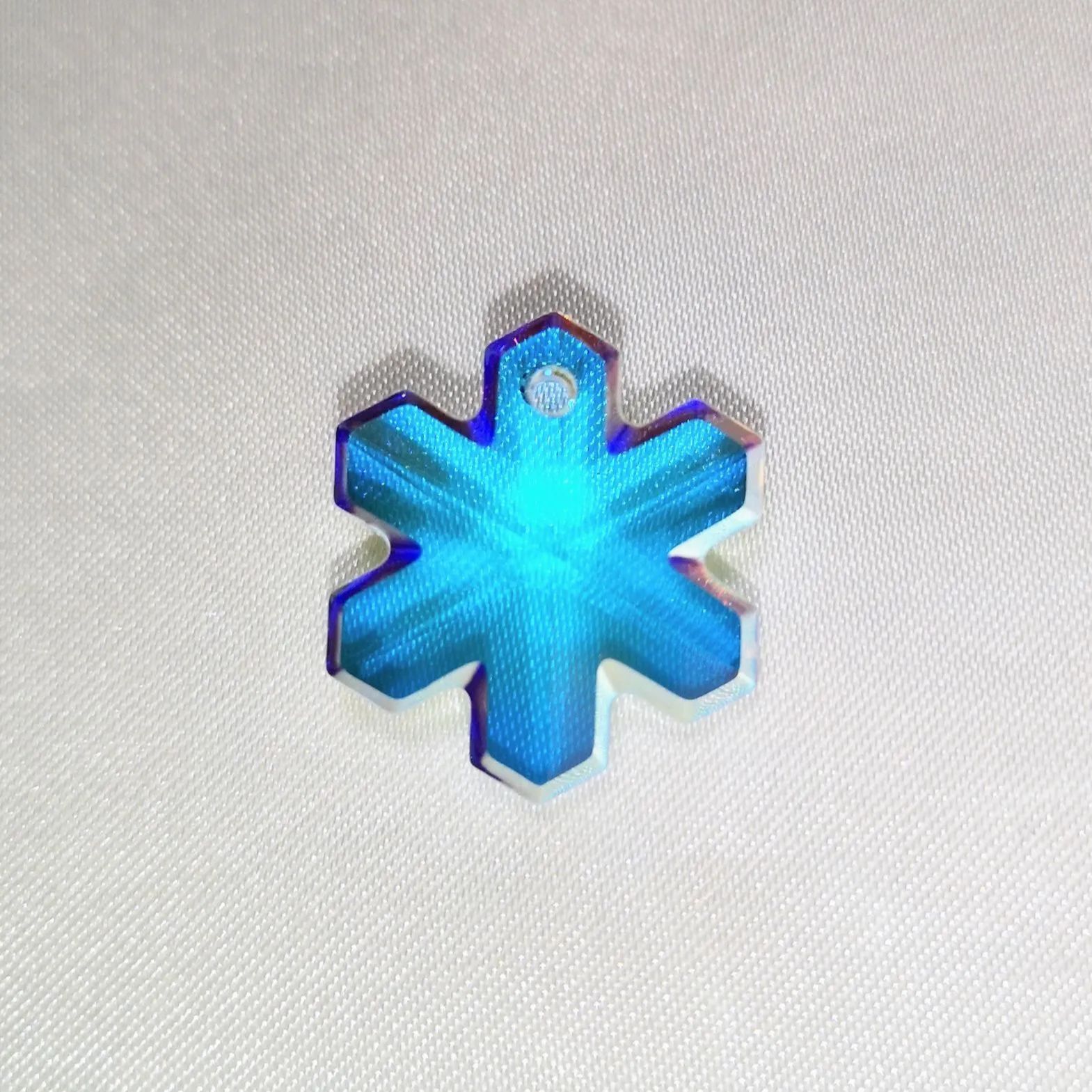 スワロフスキー #6704 20mm スノー 雪 結晶 - メルカリ