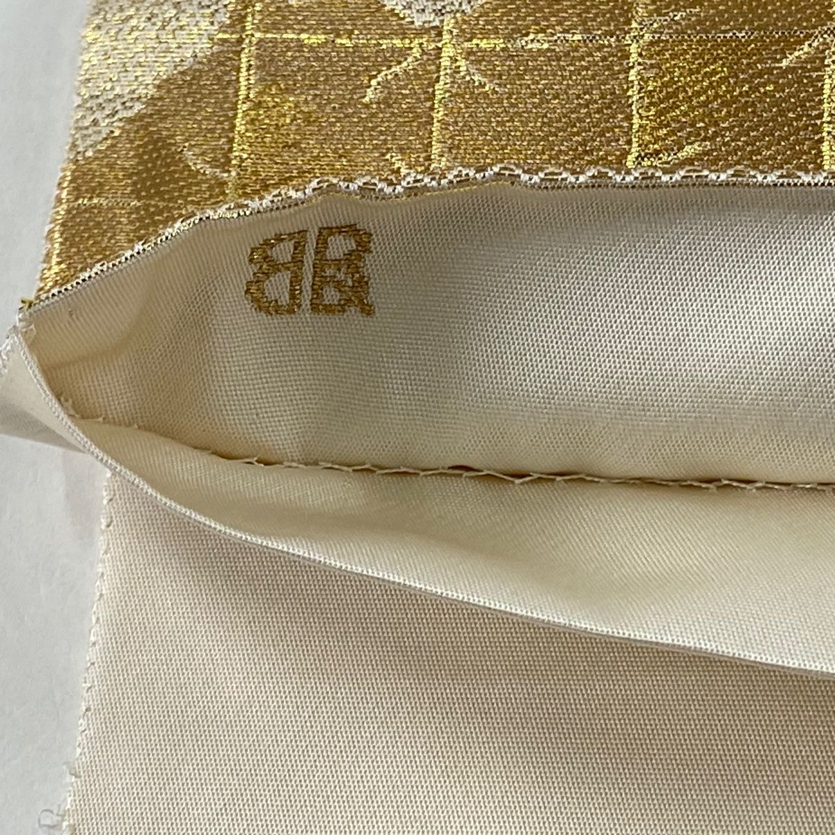 袋帯 美品 逸品 服部織物 落款 関西仕立て 花丸文 格天井 唐織