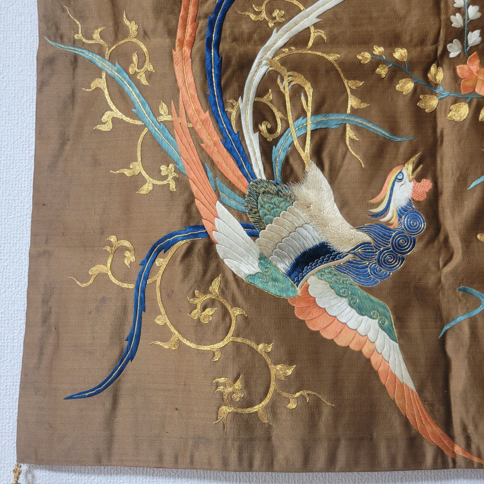 打掛正絹刺繍昭和アンティーク品 鳳凰 刺繍 打敷 金襴裂地 アンティーク布 B84 - メルカリ