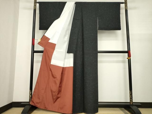 平和屋着物○上質な紬 ねじ梅 黒地 正絹 逸品 AABA4650ck - メルカリ