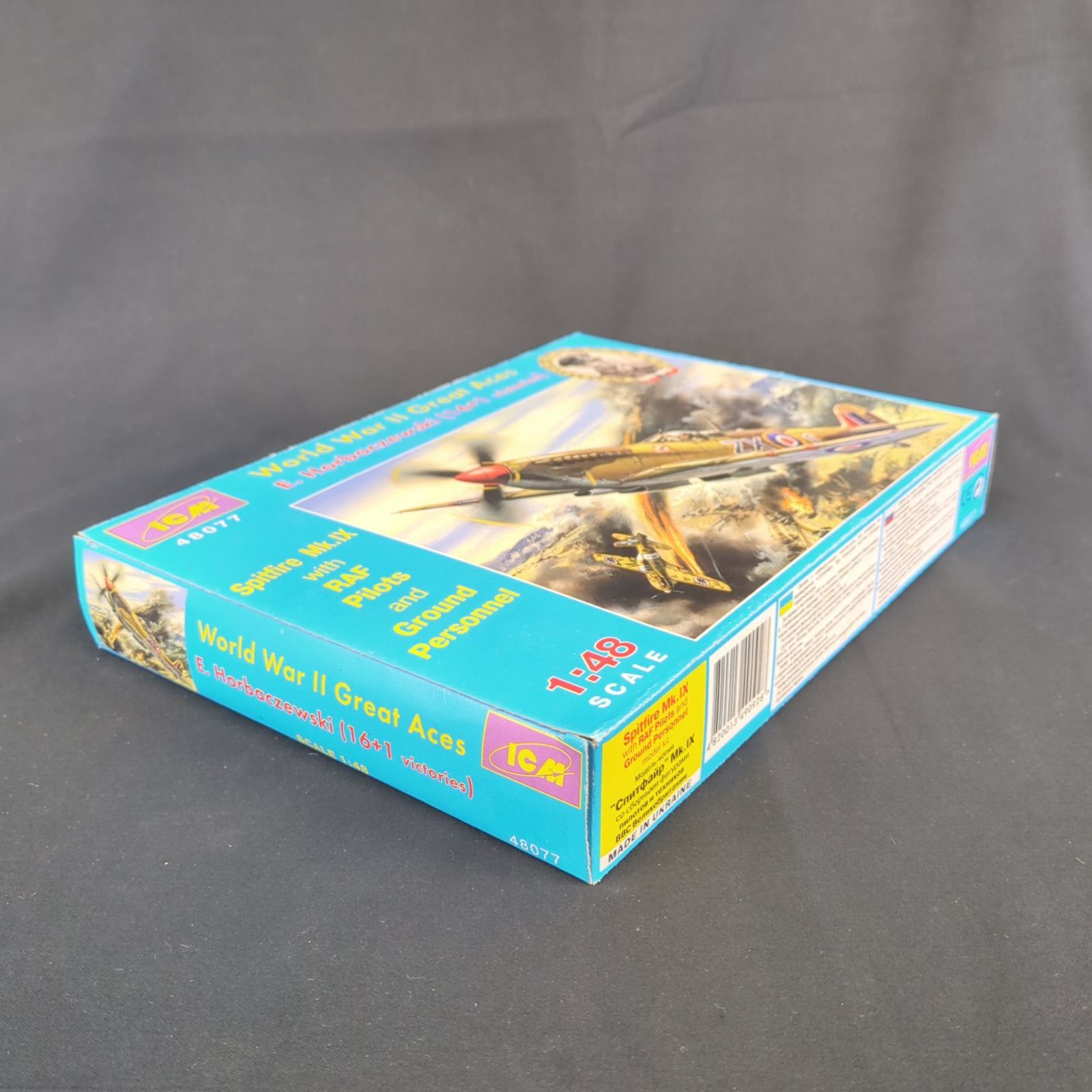 輸入キット 残僅少 ICM 48077 1|48 E. Horbaczewsky 16 1 victories スピットファイア Mk.IX 偉大なエース - E.ホルバチェフスキー