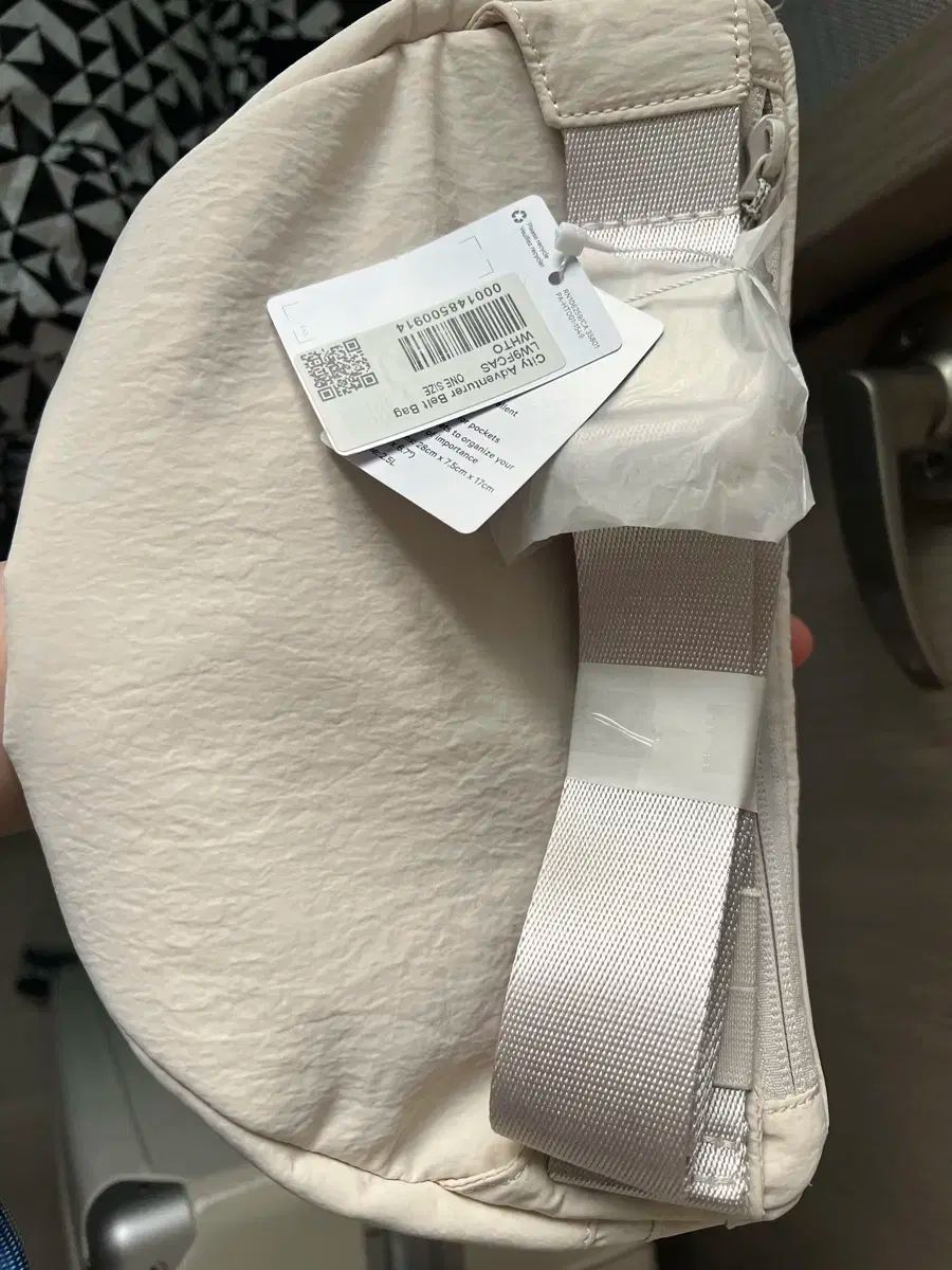 なま品 新品 lululemon（ルルレモン） City Adventurer 2 5L スポーツ ヨガ