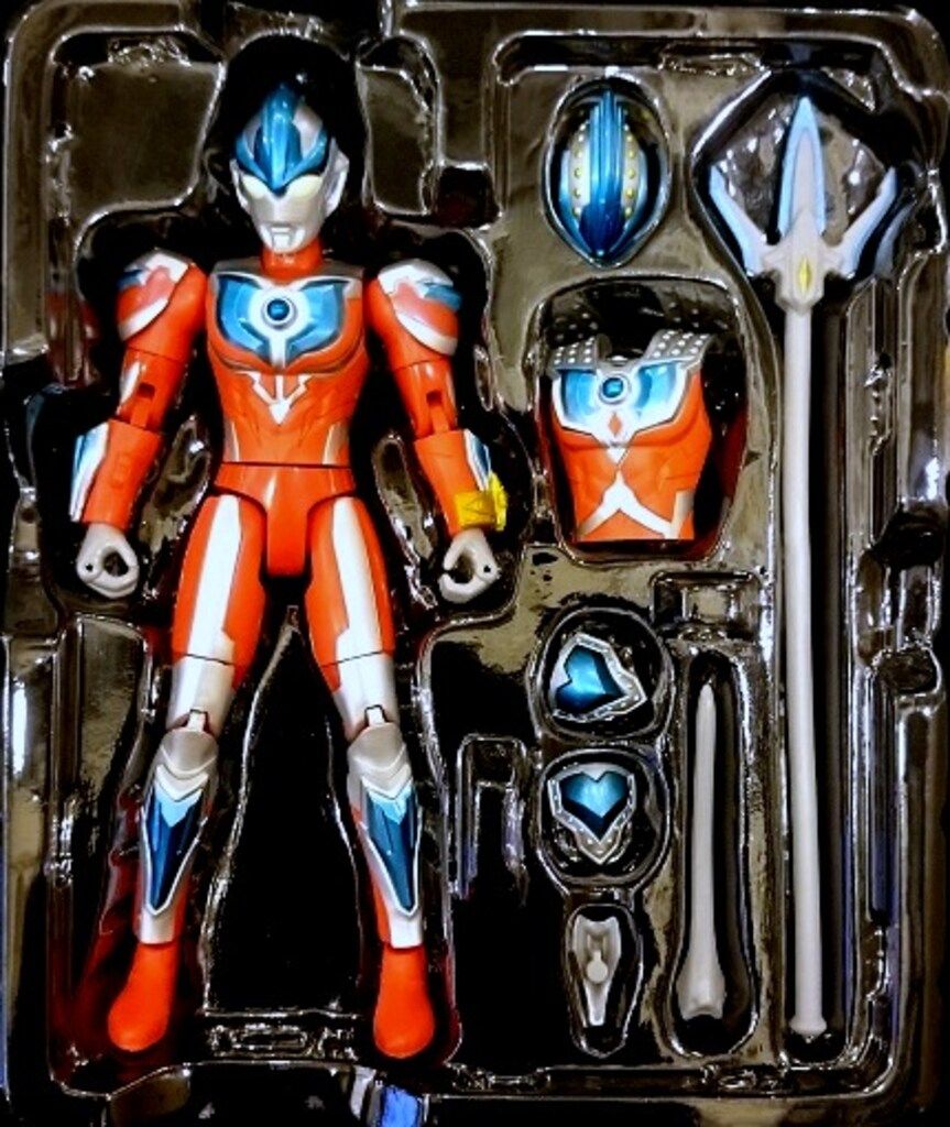 バンダイ ウルトラチェンジシリーズ ウルトラマンギンガS