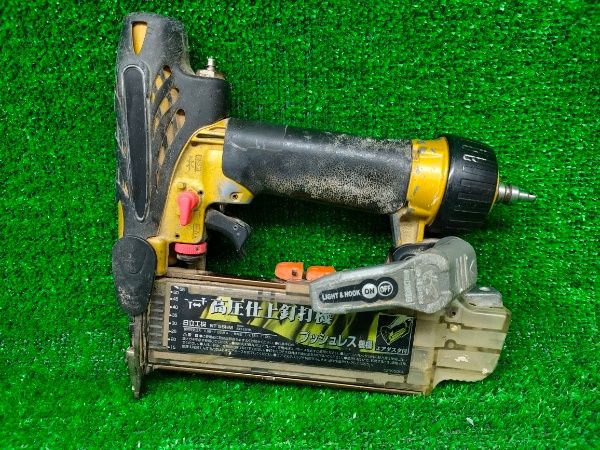 ◎日立工機 エアツール 高圧仕上釘打機 NT55HM 55mm エア漏れなし 動作 済みです