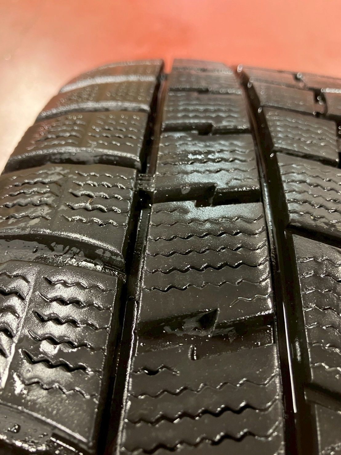 ダンロップスタッドレス 4本セット